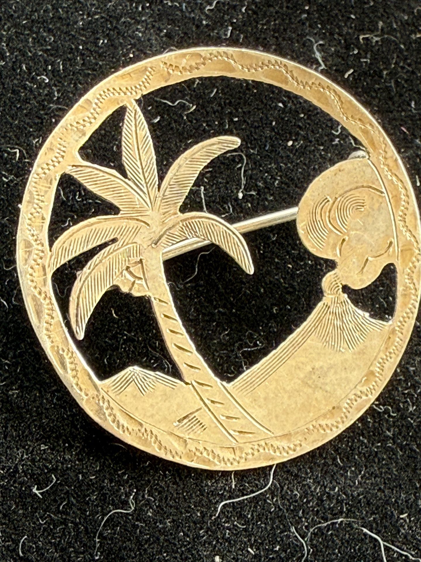 Vintage El Salvador 900 Silver Palm & Volcano / Pin / Brooch