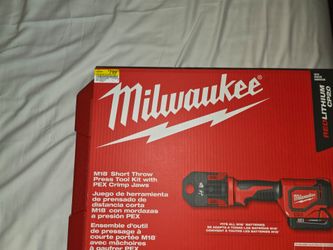 Milwaukee M18 Short Throw Press Tool Kit PEX Crimp
