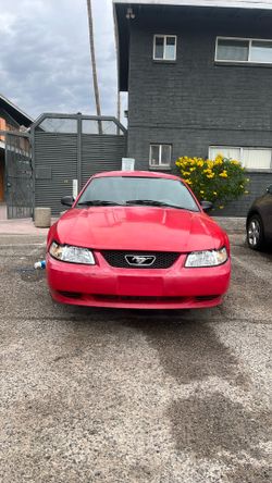 2004 Ford Mustang