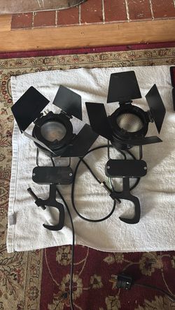 Mountable pro lighting fixtures