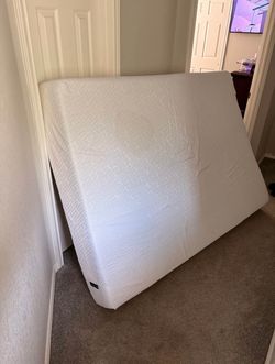 Full Size Memory Foam Mattress + Metal Bed Frame