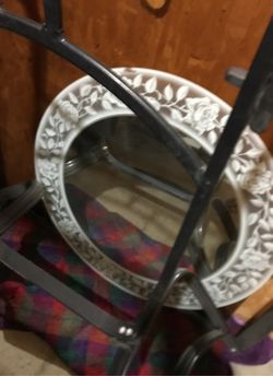 Frosted round mirror