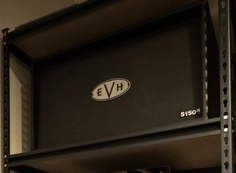 EVH 5150 III 2x12 AMP SPEAKER CAB
