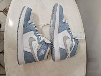New mens nike Air jordan 1 . Size 13
