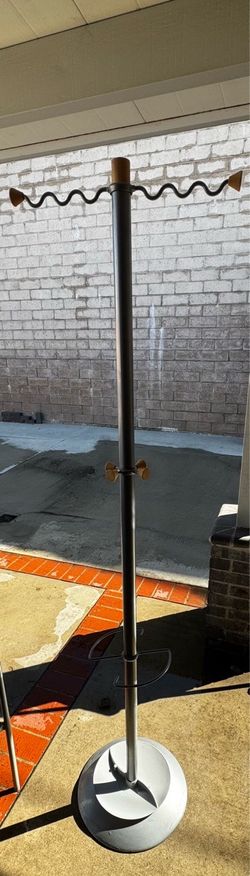 Modern Metal Coat Rack Stand with Wood Hooks