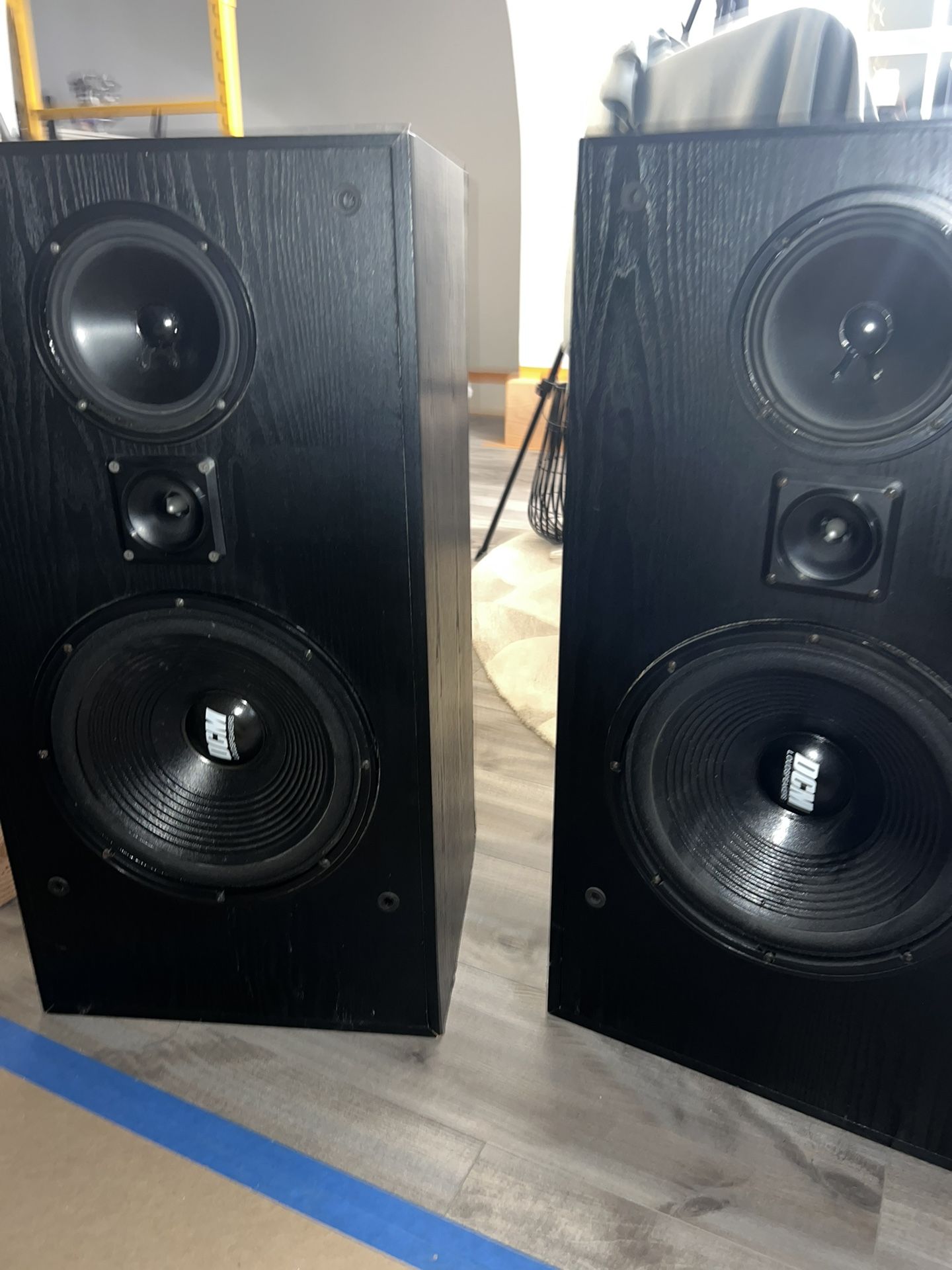 DCM Loud Speakers