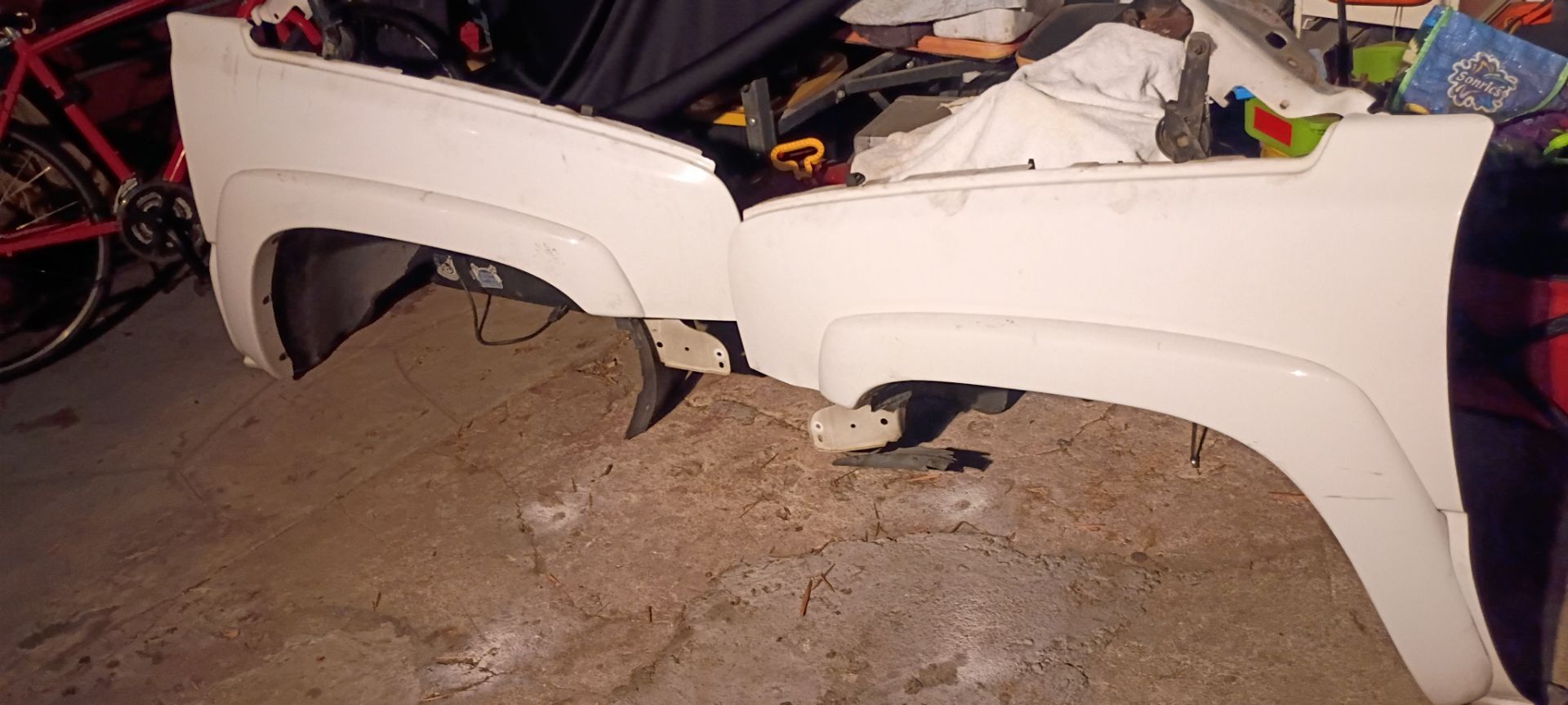 2006 Silverado front fenders