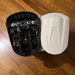 2009 GSXR tYpE s White Tail And Rear seat Which I Never Had On The Black Leather Seat Gem 💎 