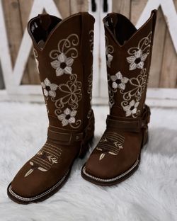 Leather Embroidered Boots