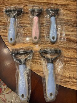 Cat brush