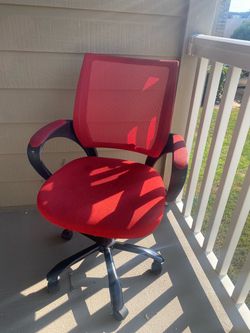 Red Mesh Office Chair with Armrests