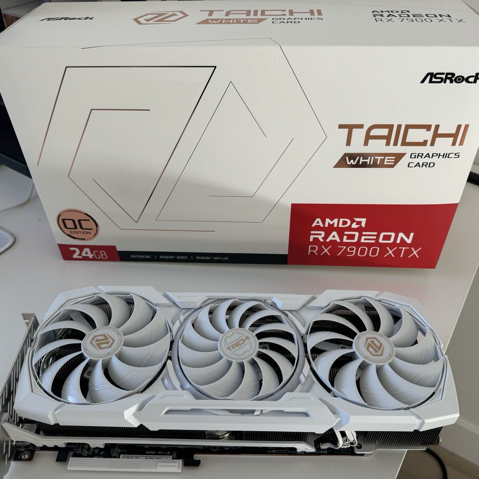 AMD Radeon RX 7900 XTX Taichi White 24GB OC for Sale in San Jose 