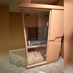 Sunlighten mPulse bELIEVE Basswood Two-Person Sauna with Bluetooth - Like New - 2018 - Hamilton, OH
