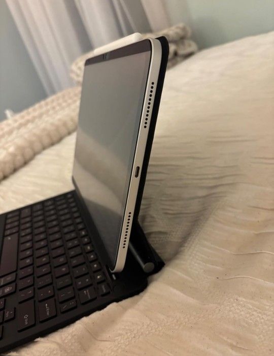 Magic Keyboard