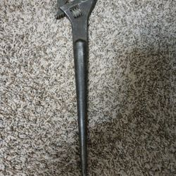 3239 Klein Adjustable Wrench