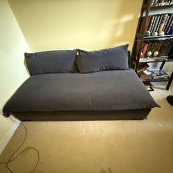 Couch/sectional