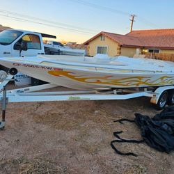 2004 Cheetah 21 Foot Boat 