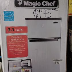 Magic Chef 3.1 cu. ft. Mini Fridge in Stainless Look