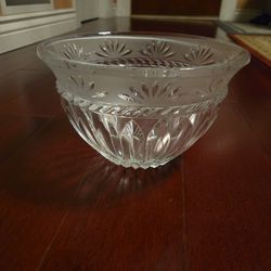 50% Off Great Condition Cristal d'Arques-Durand Serving Bowl