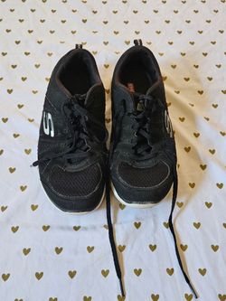 black Skechers Flex Appeal sneakers size 7