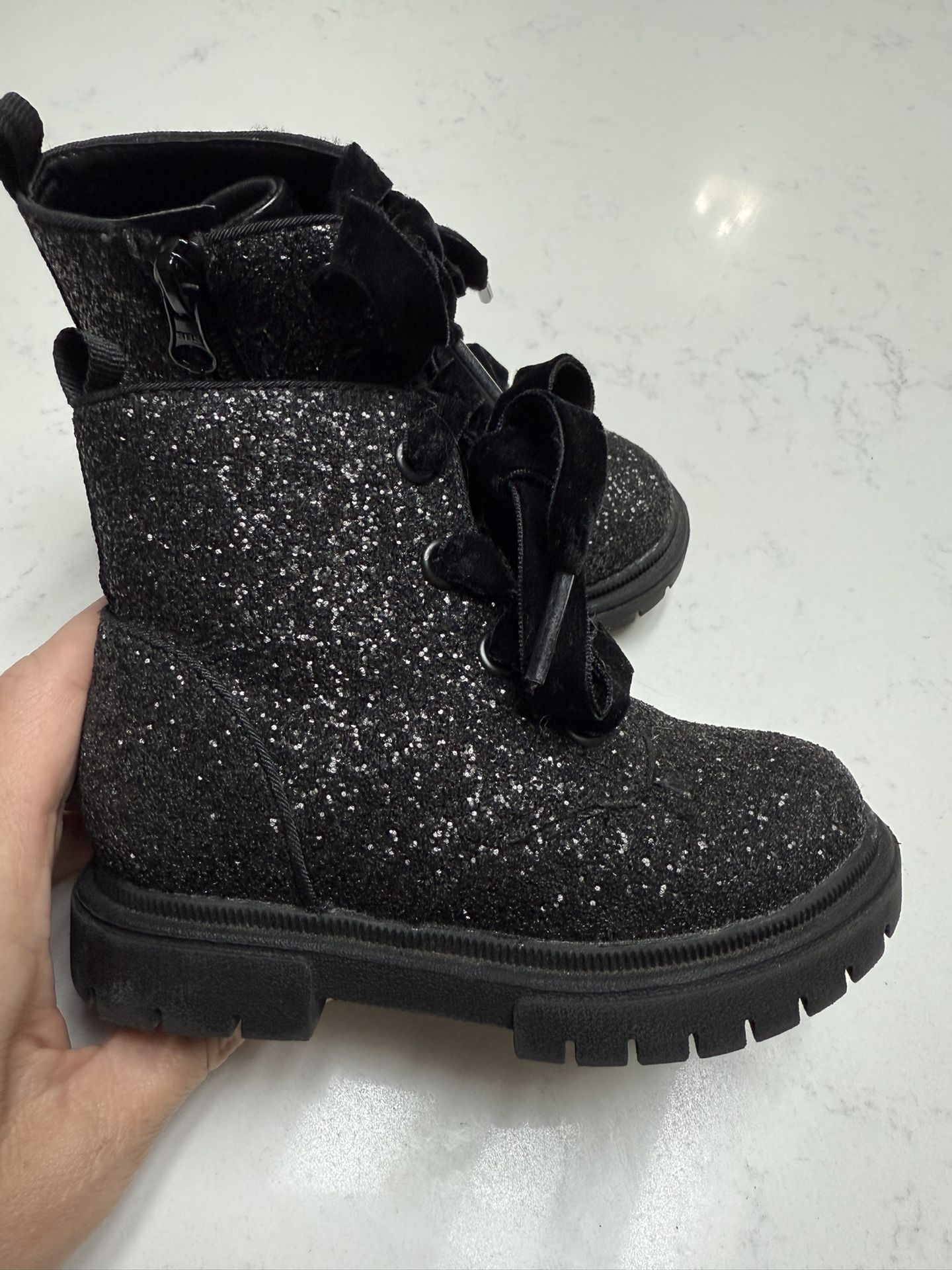 Size 7 Cat & Jack Black Sparkly Boots