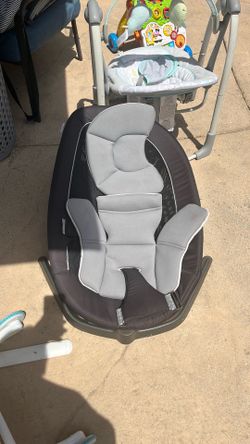 Baby swing