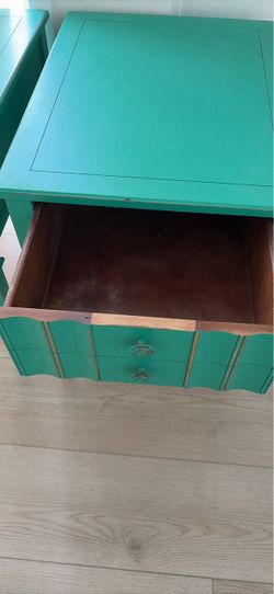 Nightstands/ side tables