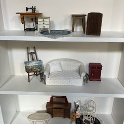 Dollhouse Furniture Vintage/Unique