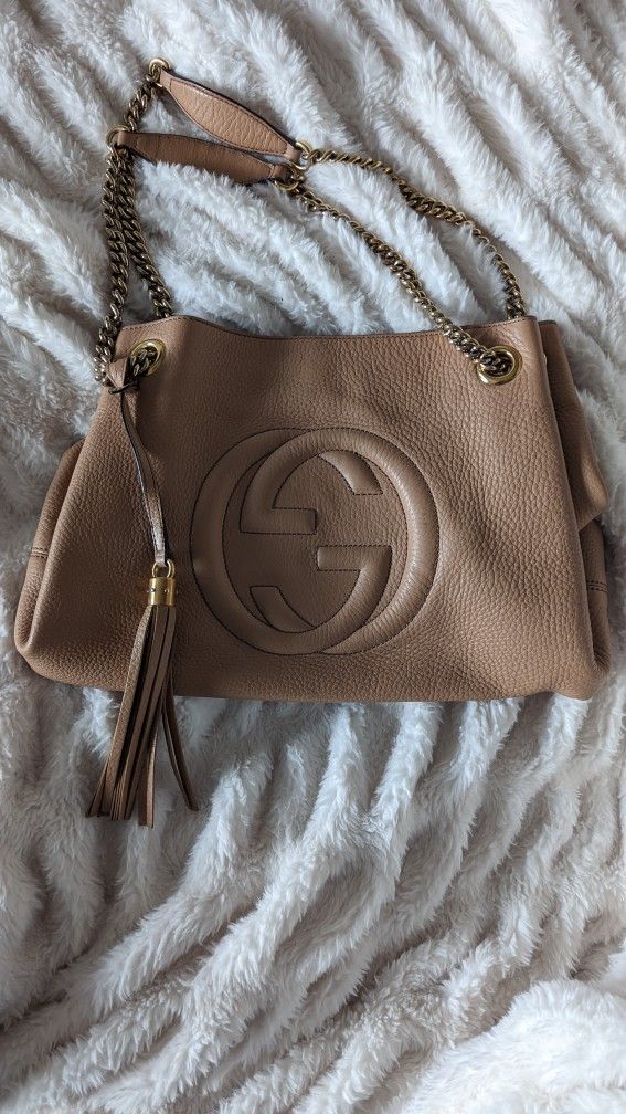Gucci Beige Pebbled Leather Soho Chain Tote Used