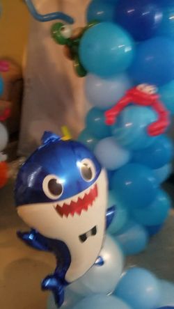 Balloon party decorations