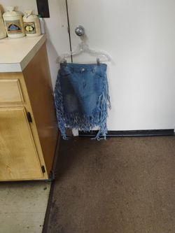 Women's fringe denim skirt