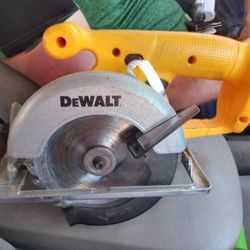 DeWalt, Milwaukee Power Tools