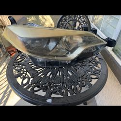 Front Headlights Toyota 2015 used