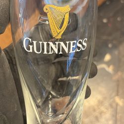 20oz Guieness pint Glasses 