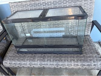 30 gallon long Terrarium tank 2 front doors