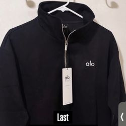 Woman’s Alo Quarter Zip