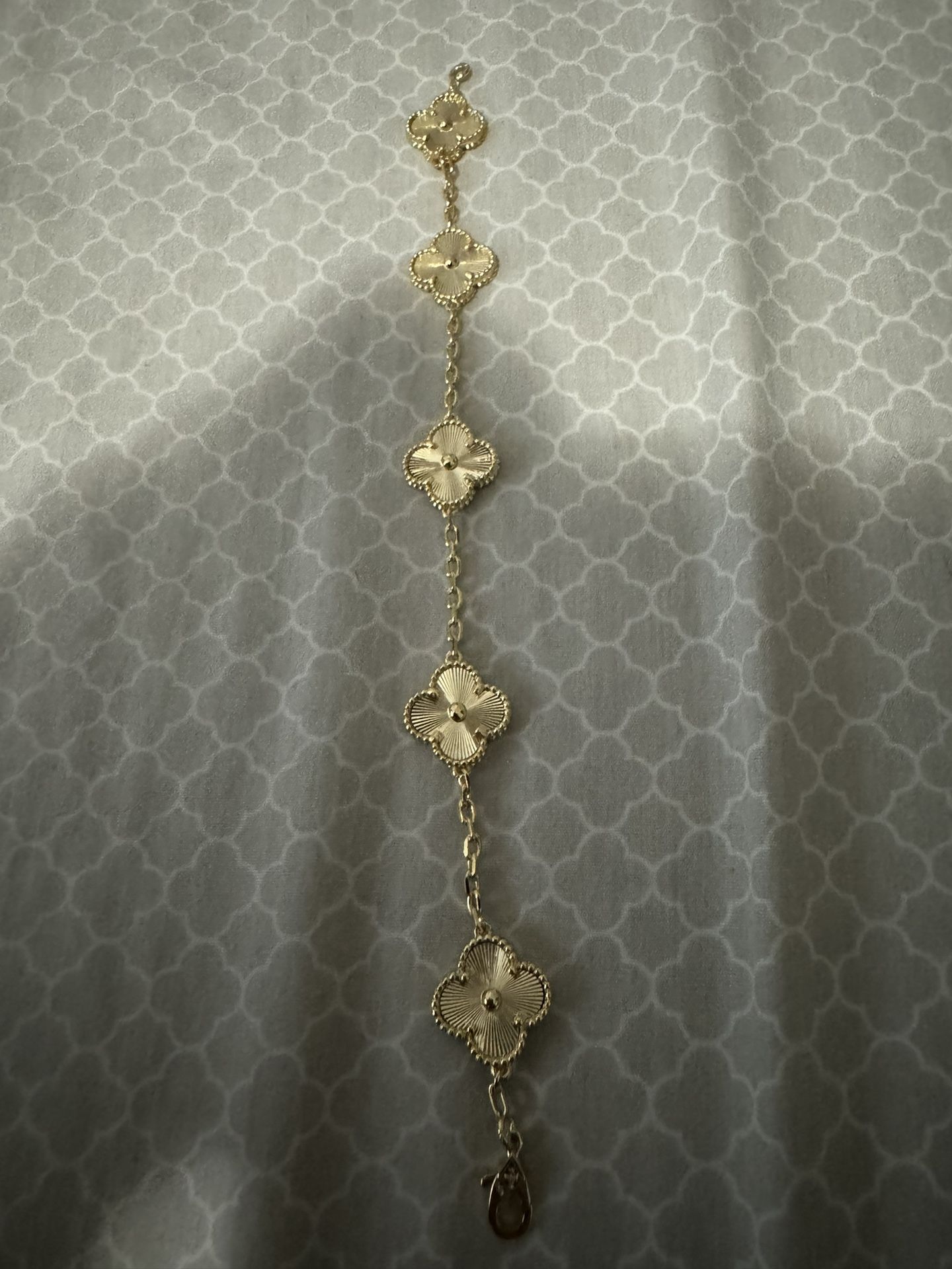 Van Cleef 18k Gold