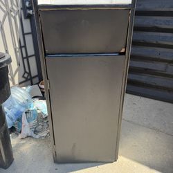 Commercial Trash Can