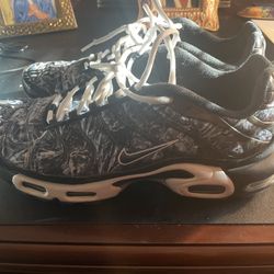 AIRMAX SIZE 11