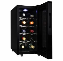 Koolatron 10 Bottle Wine Cooler, Black (Like New)