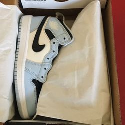 Air Jordan 1 Mid 'Ice Blue' Sz 11C