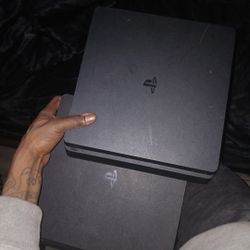 Two Ps4