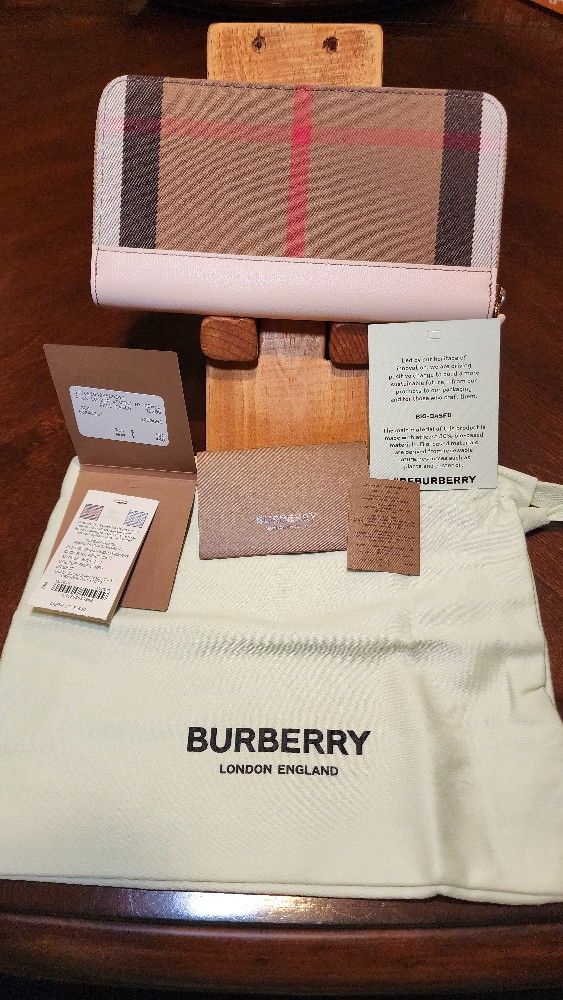 Burberry Long Wallet Brand New