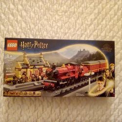 Harry  Potter Hogwarts Express... Lego
