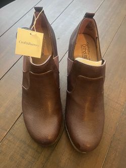 New Brown Croft & Barrow Ortholite shoes