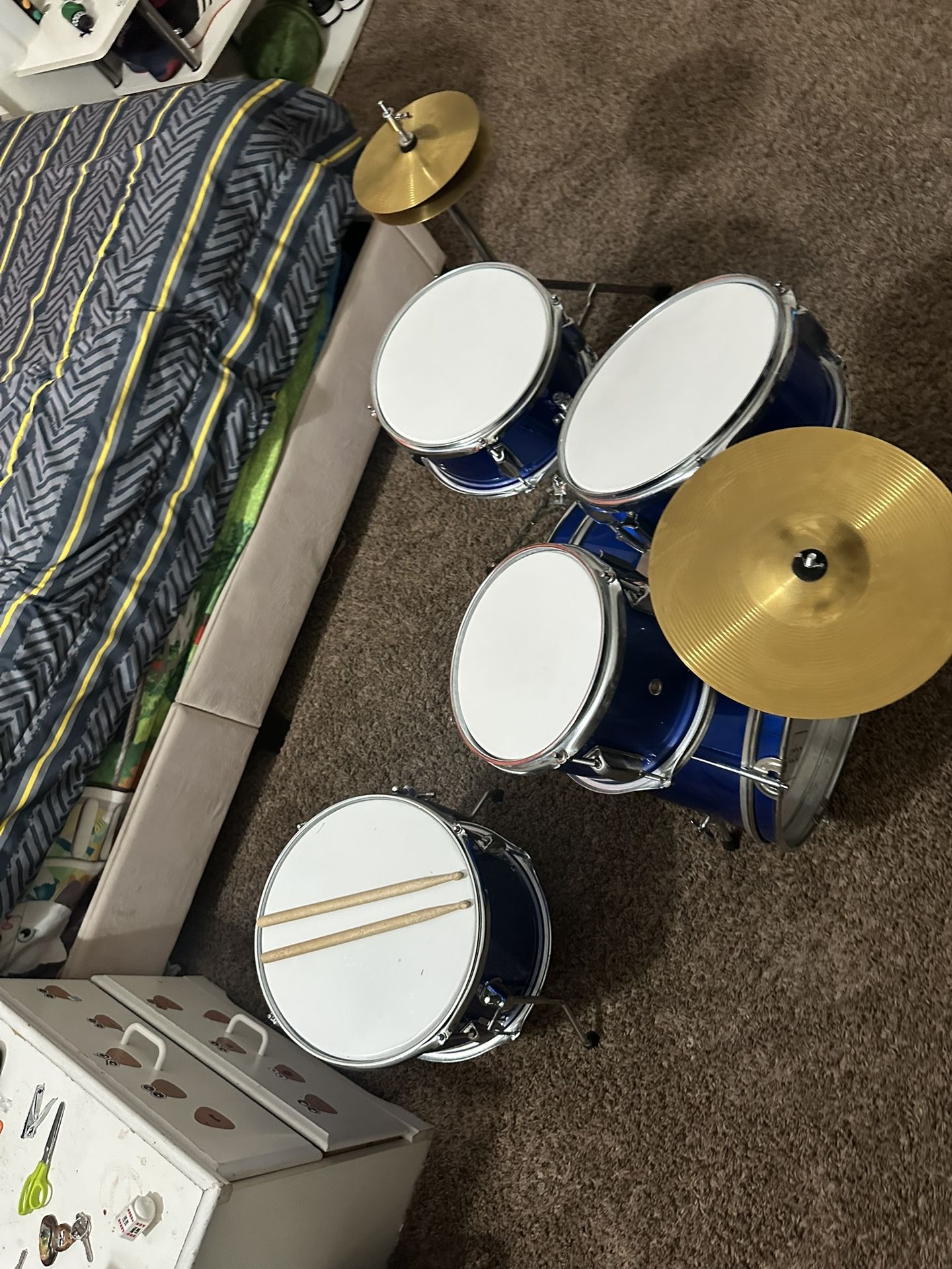 Drums set
