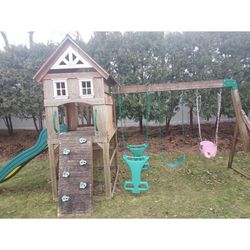 Swing set