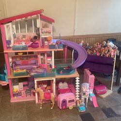 Barbie Dream House(2 Cars 2 Horses )everything In Picture Included 