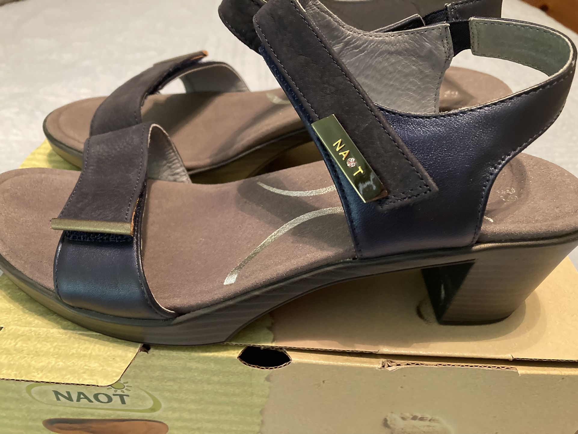 Women’s Shoes