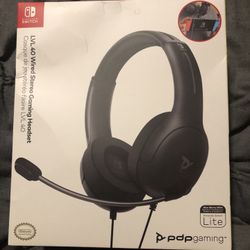 NEW IN BOX , still factory sealed - PDP Gamingi LVL40 Wired Stereo Gaming Headset for Nintendo Switch Black   or ANY USB PORT